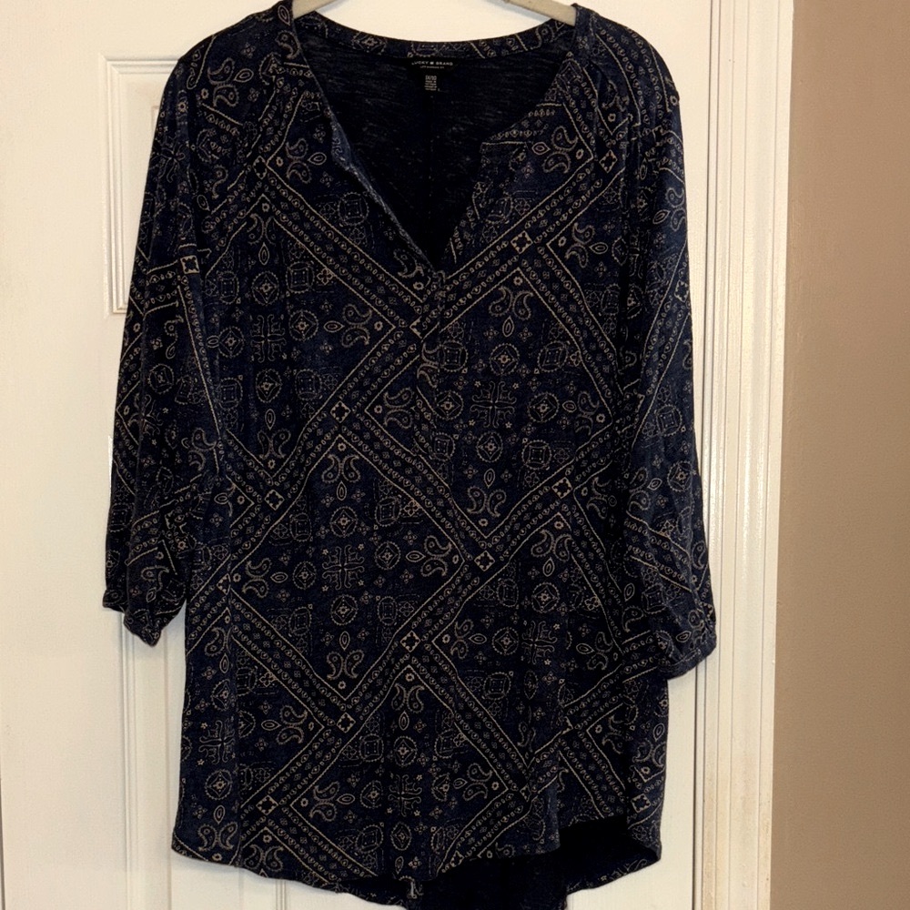 Lucky Brand woman’s blouse - Picture 3 of 7